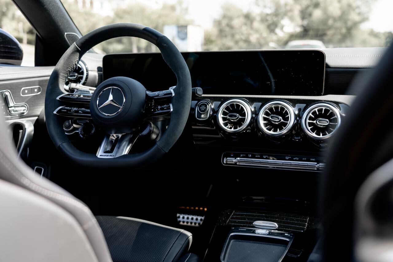 Mercedes CLA 45 S AMG - Intérieur AMG