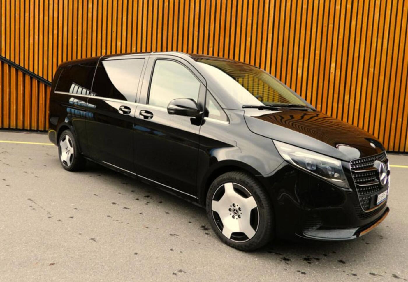 Mercedes Classe V 2025 - Vue de face